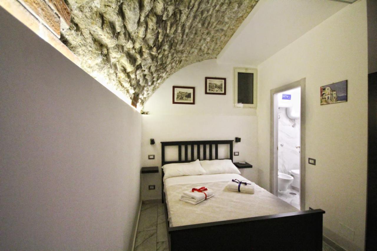 Il Rifugio 21 Hotel Поцуоли Екстериор снимка