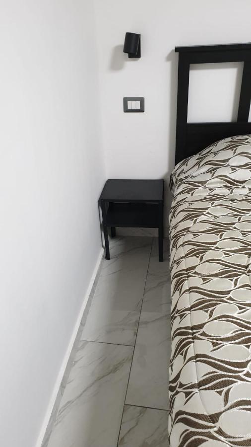 Il Rifugio 21 Hotel Поцуоли Екстериор снимка